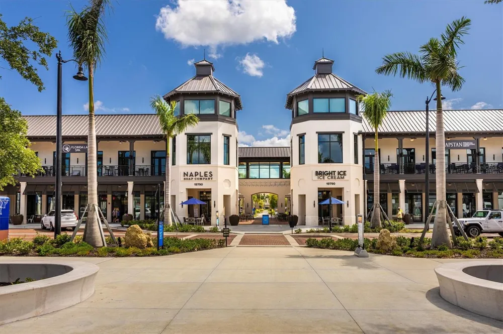 12280 WELLEN GOLF STREET #301 Venice, FL 34293