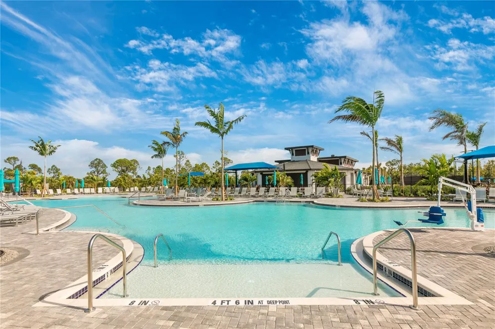 12280 WELLEN GOLF STREET #301 Venice, FL 34293
