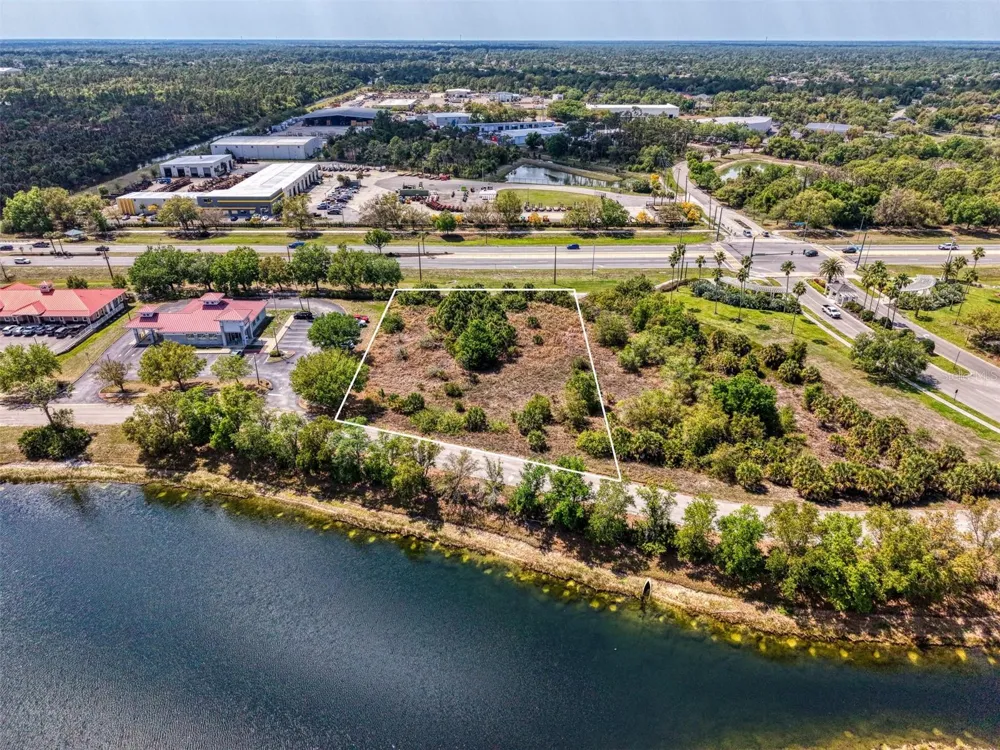 2487 SYCAMORE STREET North Port, FL 34289