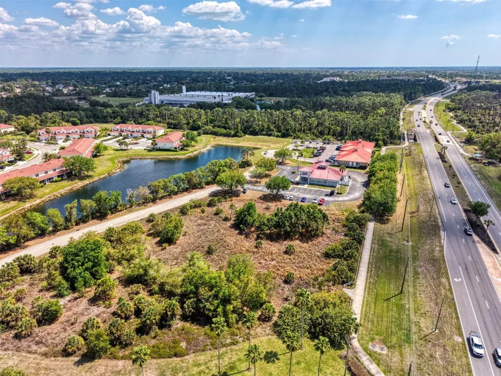 2487 SYCAMORE STREET North Port, FL 34289