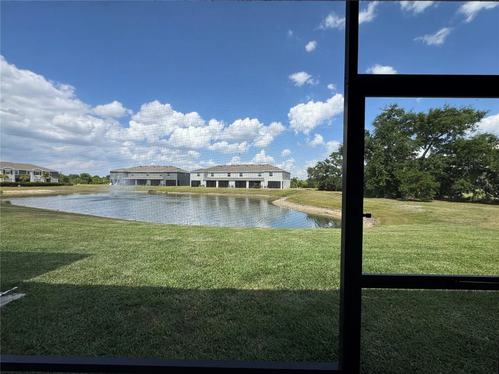 8809 MILESTONE DRIVE Sarasota, FL 34238