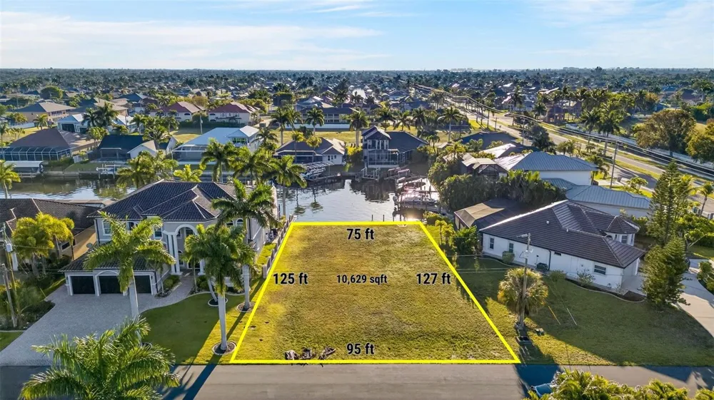 5423 SW 17TH AVENUE Cape Coral, FL 33914