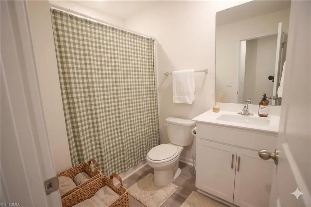 2320 Lily Drive Haw River, NC 27258