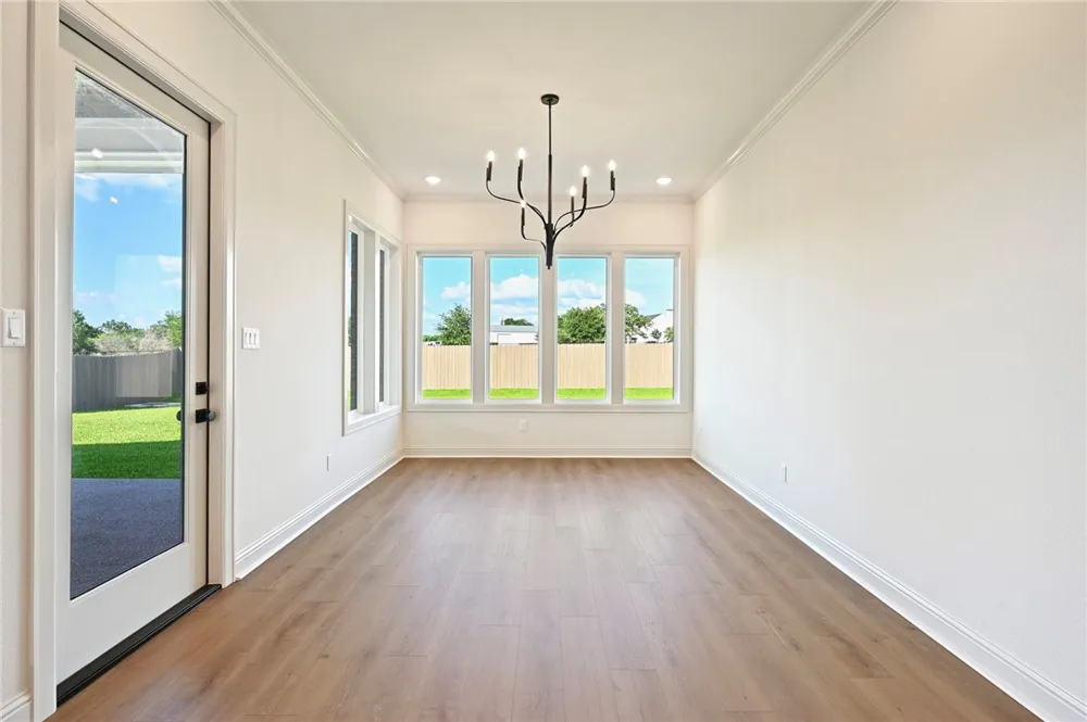 7052 Skipping Rock Path Bryan, TX 77808
