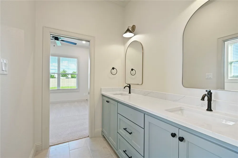 7052 Skipping Rock Path Bryan, TX 77808