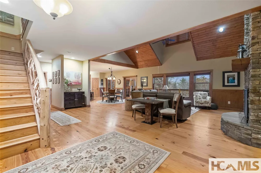 67 Rock Mountain Road Sapphire, NC 28774