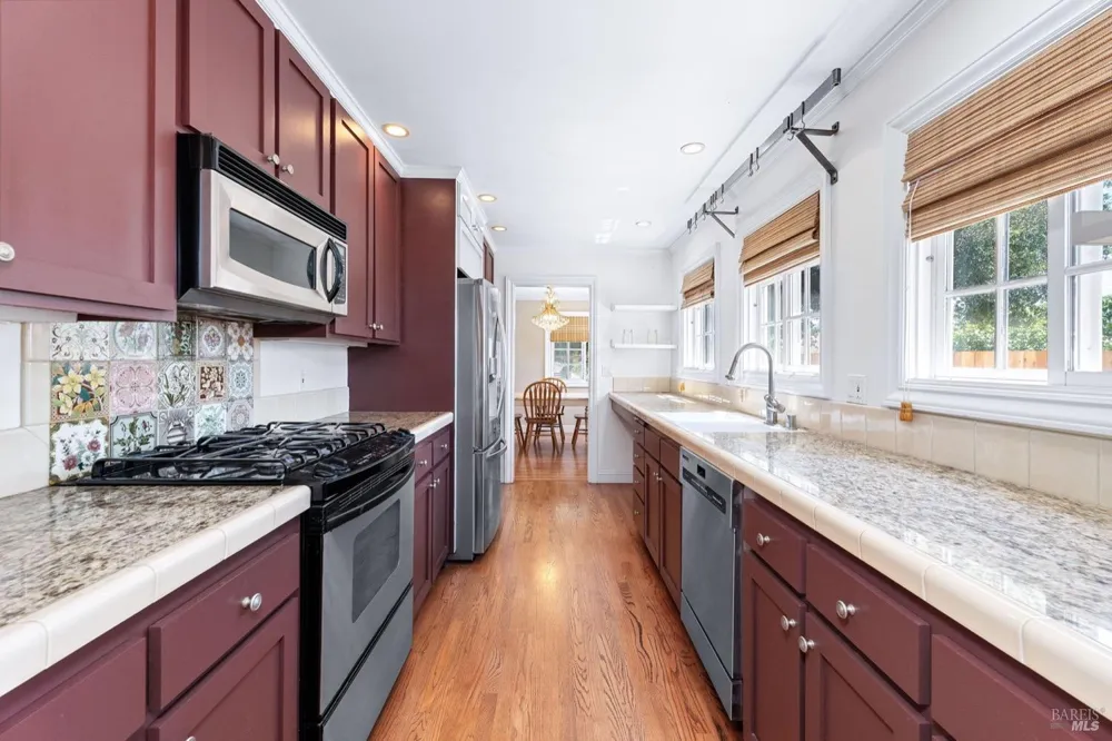 1040 Valley View Street St. Helena, CA 94574