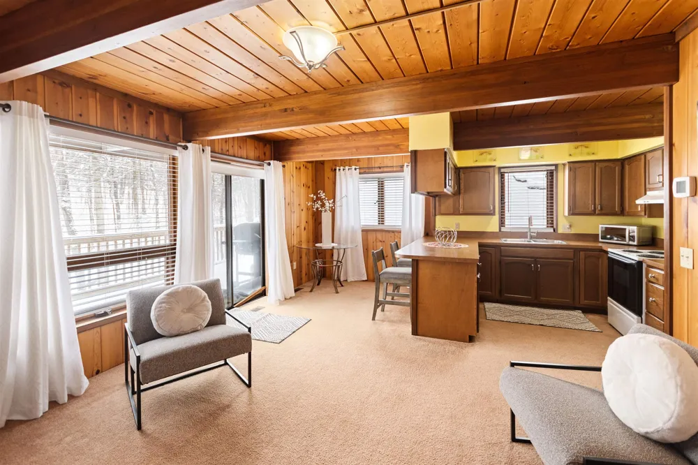 2481 S Schomberg Road Centerville Township, MI 49653