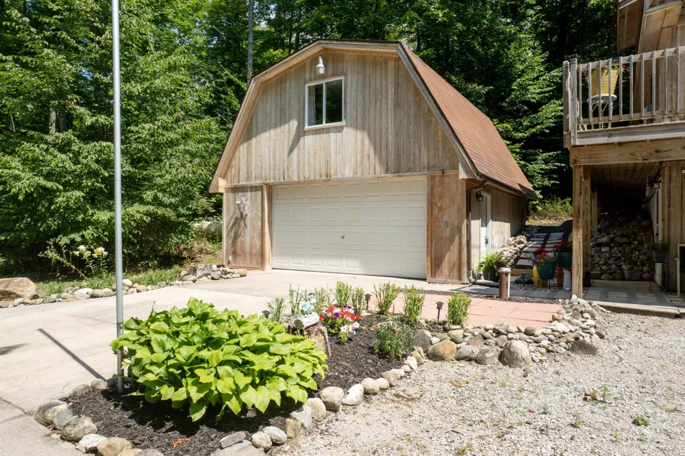 2481 S Schomberg Road Centerville Township, MI 49653