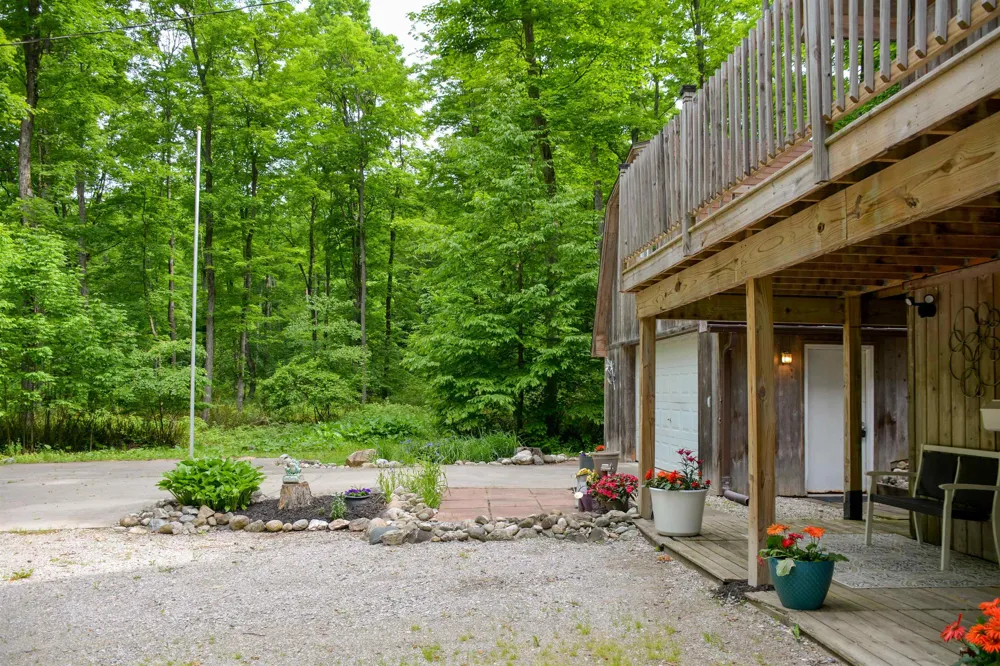 2481 S Schomberg Road Centerville Township, MI 49653