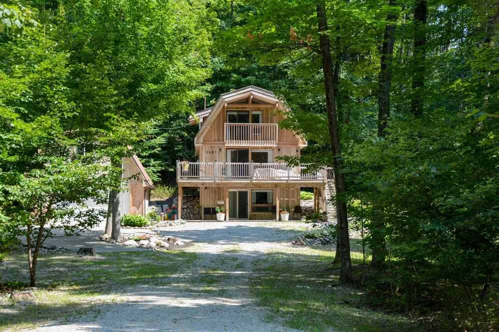 2481 S Schomberg Road Centerville Township, MI 49653