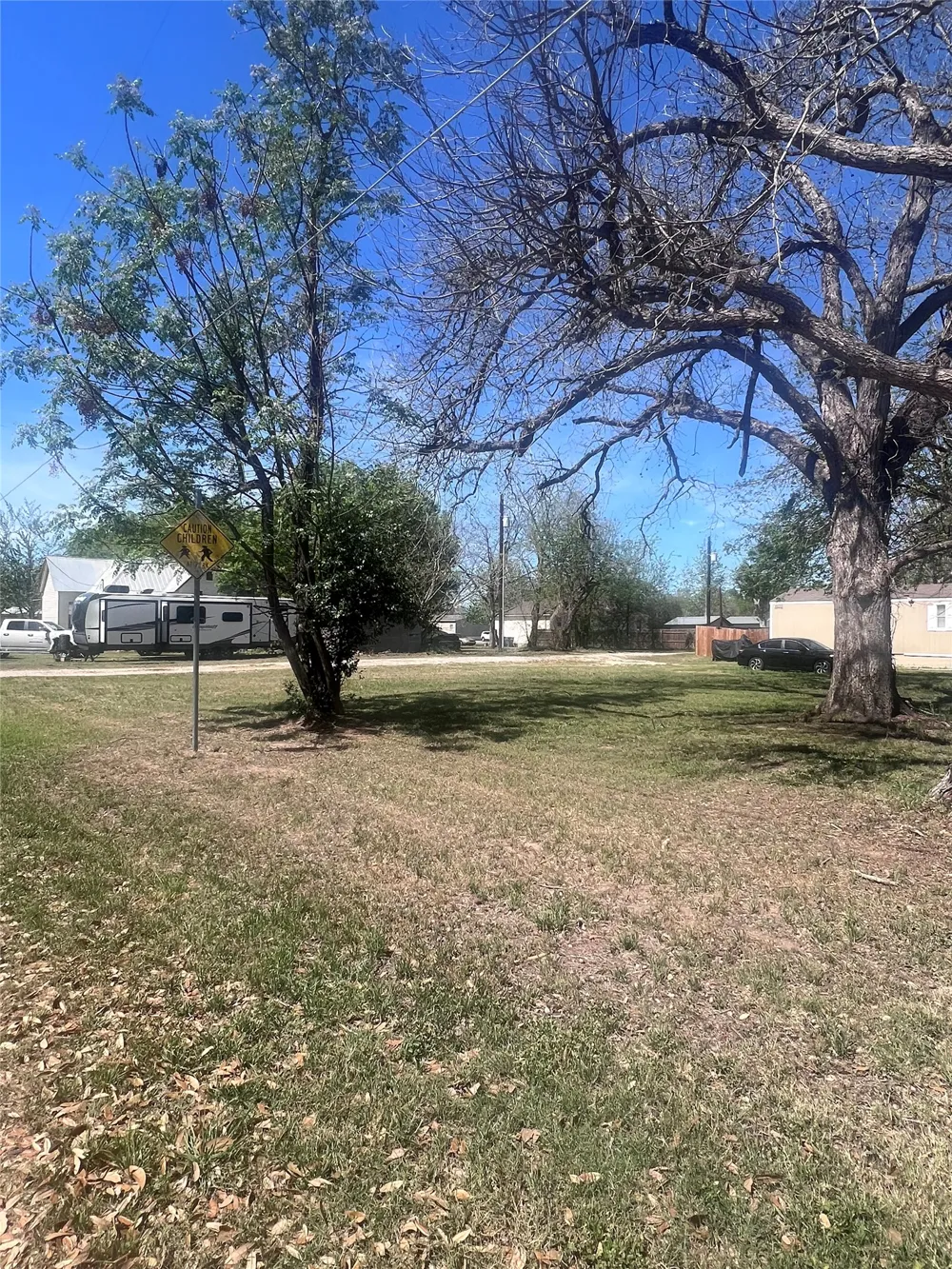 SE 2nd Street Smithville, TX 78957