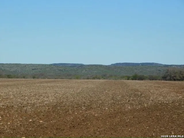 10566 Texas 127 Sabinal, TX 78881