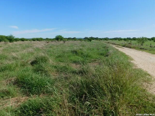 10566 Texas 127 Sabinal, TX 78881