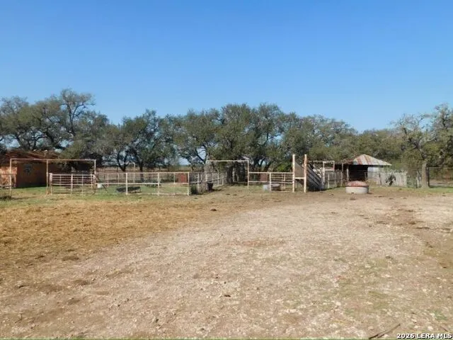10566 Texas 127 Sabinal, TX 78881