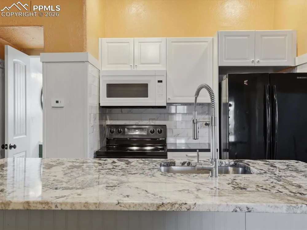 3306 W Colorado Avenue Colorado Springs, CO 80904