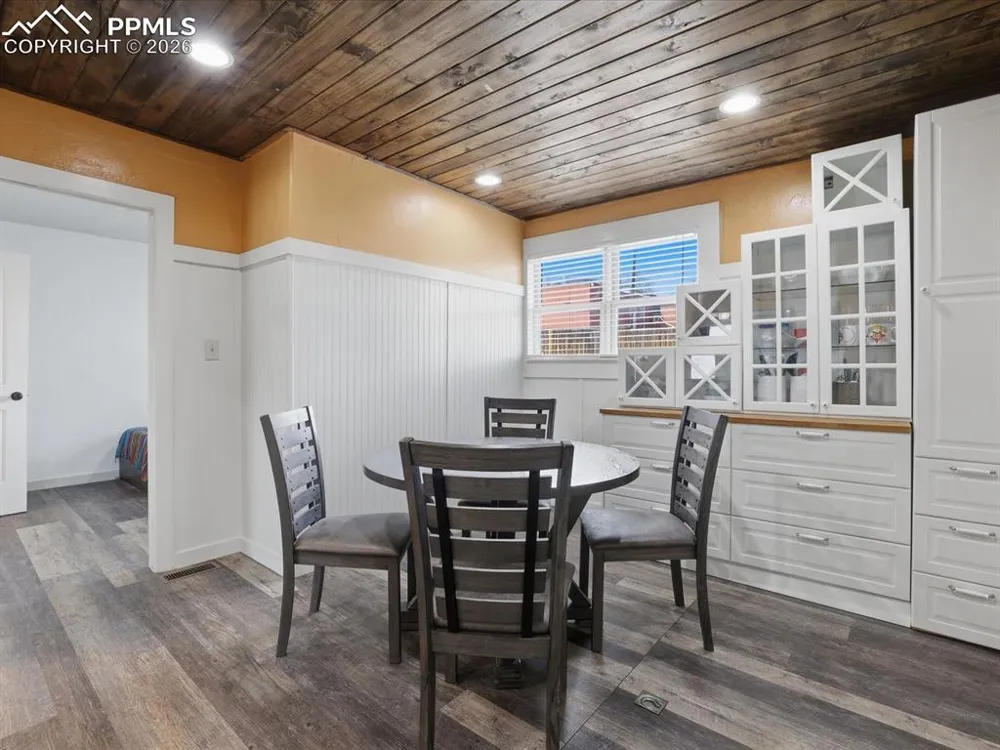 3306 W Colorado Avenue Colorado Springs, CO 80904