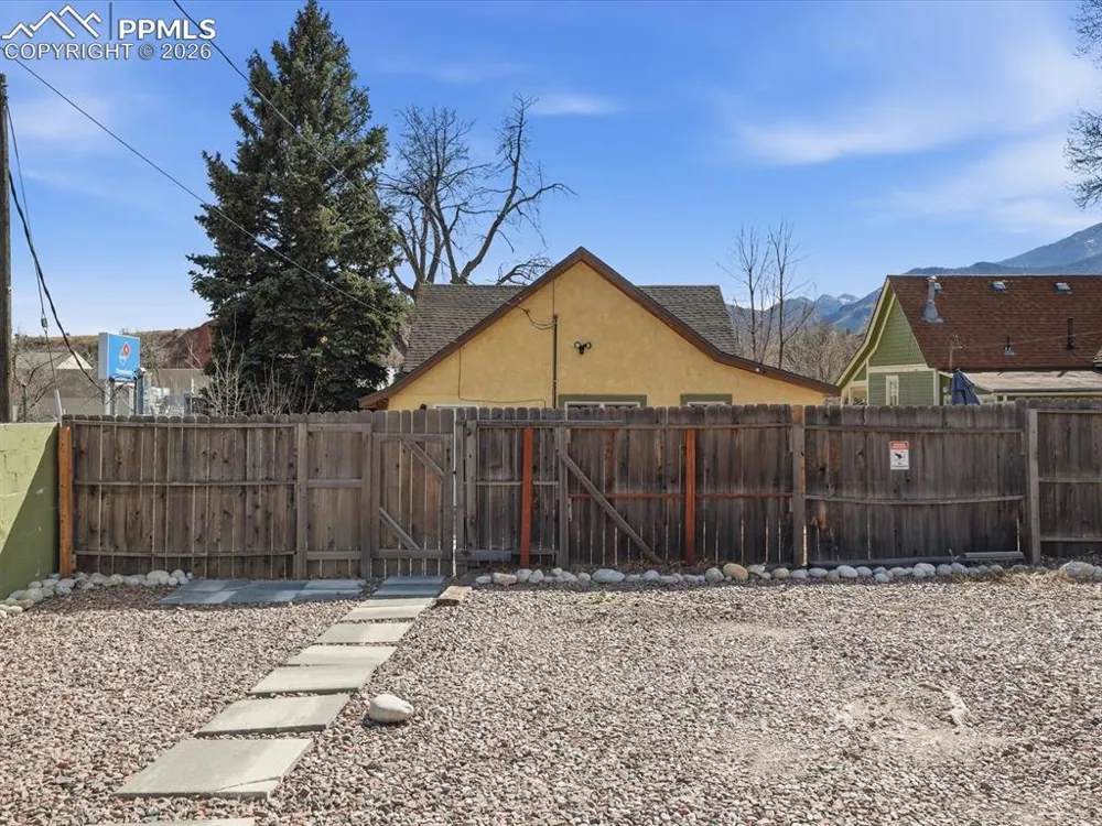 3306 W Colorado Avenue Colorado Springs, CO 80904