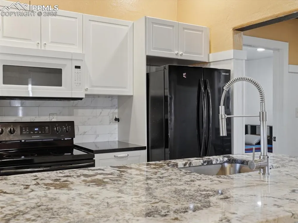 3306 W Colorado Avenue Colorado Springs, CO 80904