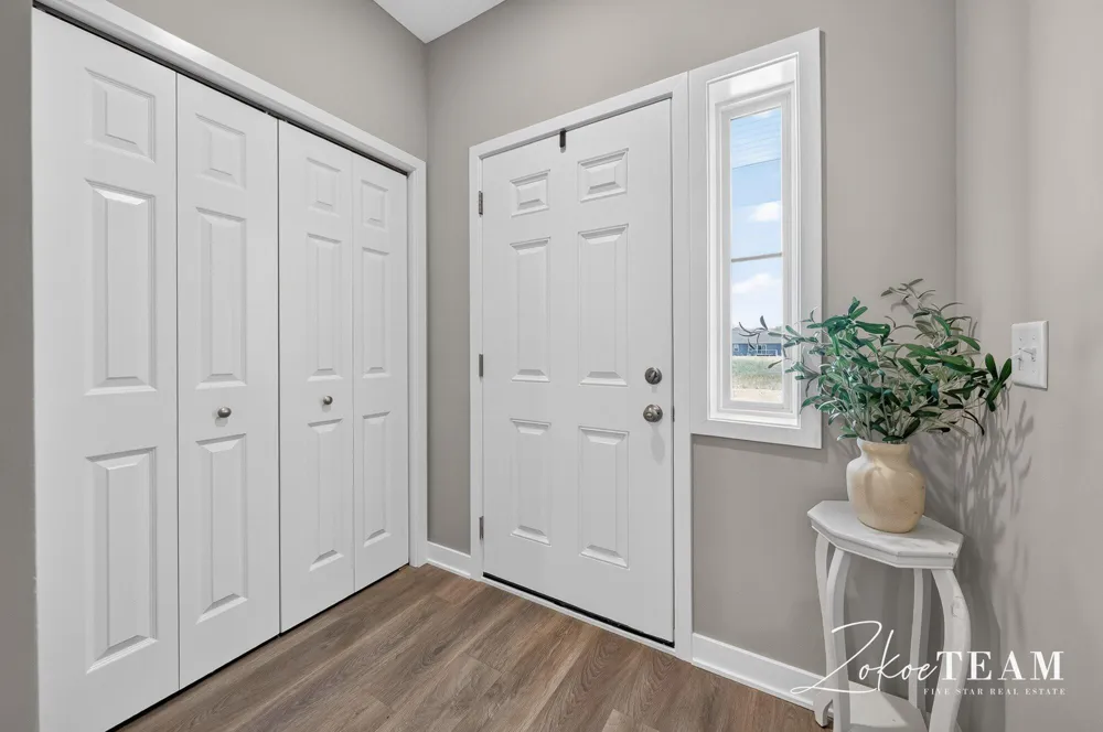 249 Hazelnut Drive Coopersville, MI 49404