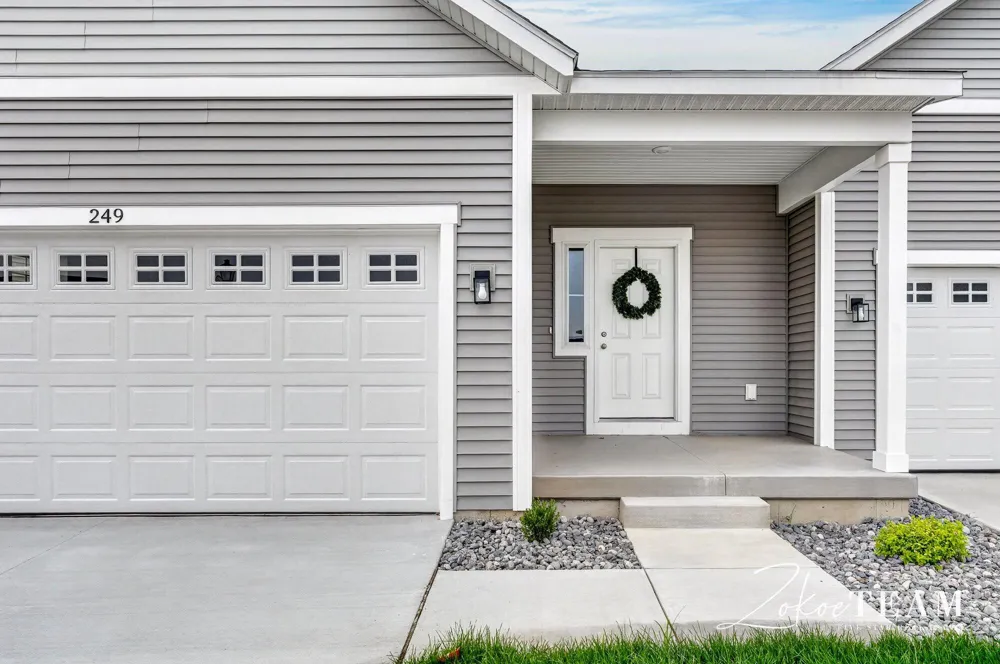 249 Hazelnut Drive Coopersville, MI 49404