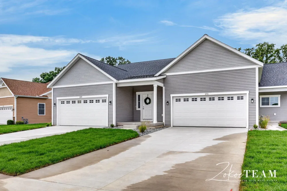 249 Hazelnut Drive Coopersville, MI 49404