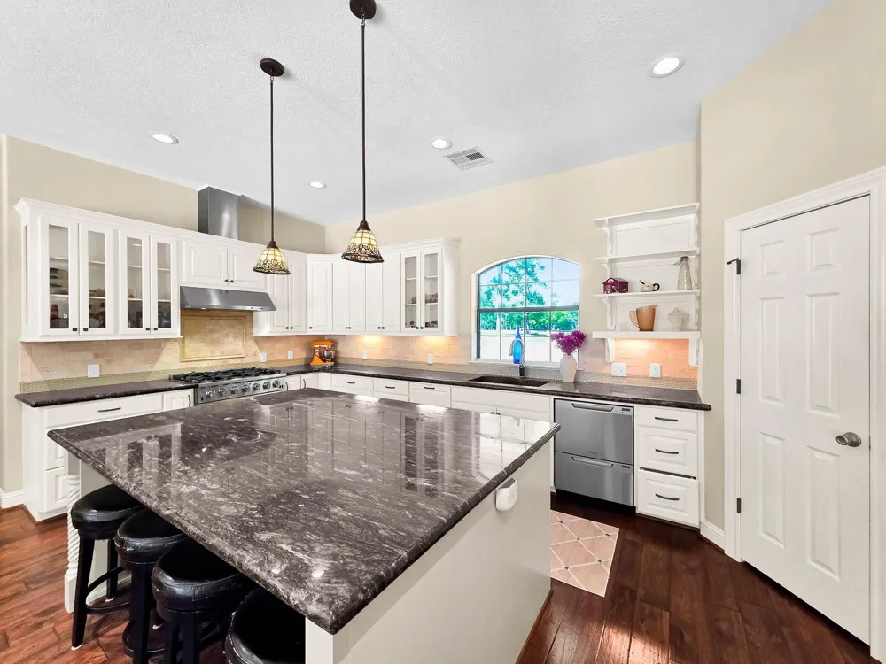 531 County Road 641 Dayton, TX 77535