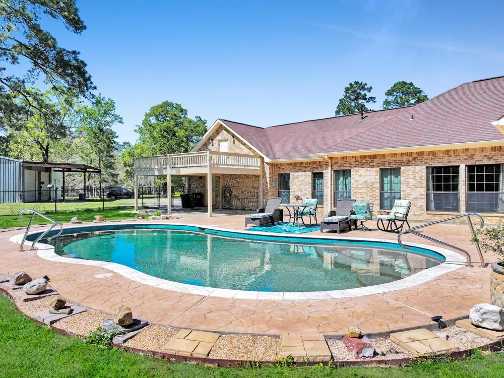 531 County Road 641 Dayton, TX 77535
