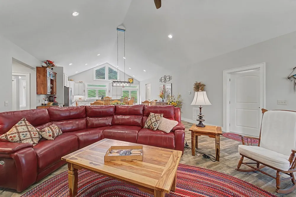 High Grove Parkway Whittier, NC 28789