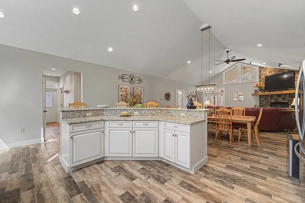 High Grove Parkway Whittier, NC 28789