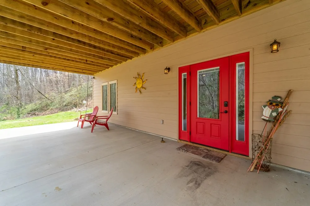 High Grove Parkway Whittier, NC 28789