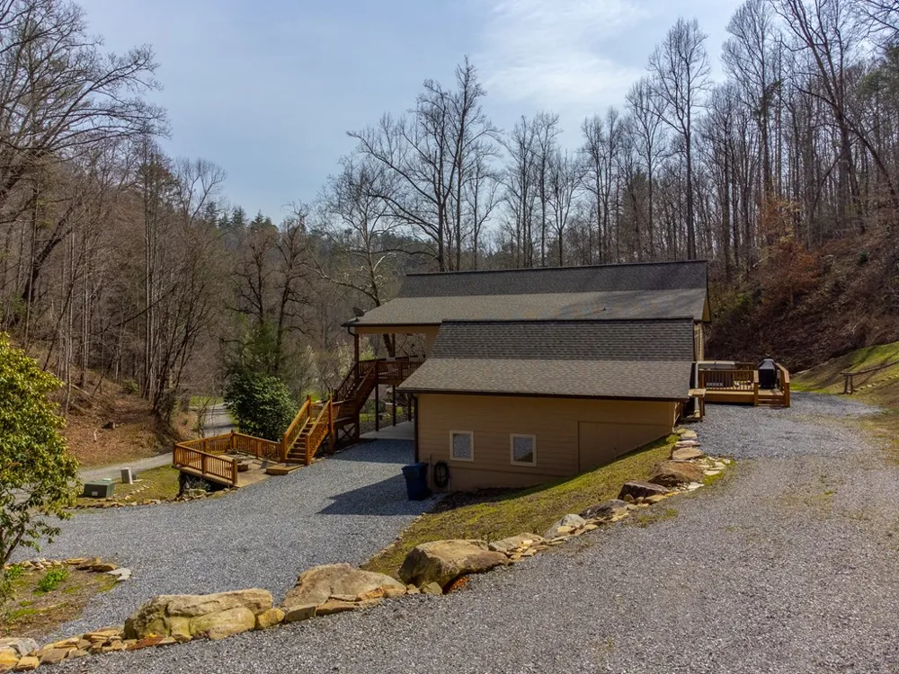 High Grove Parkway Whittier, NC 28789