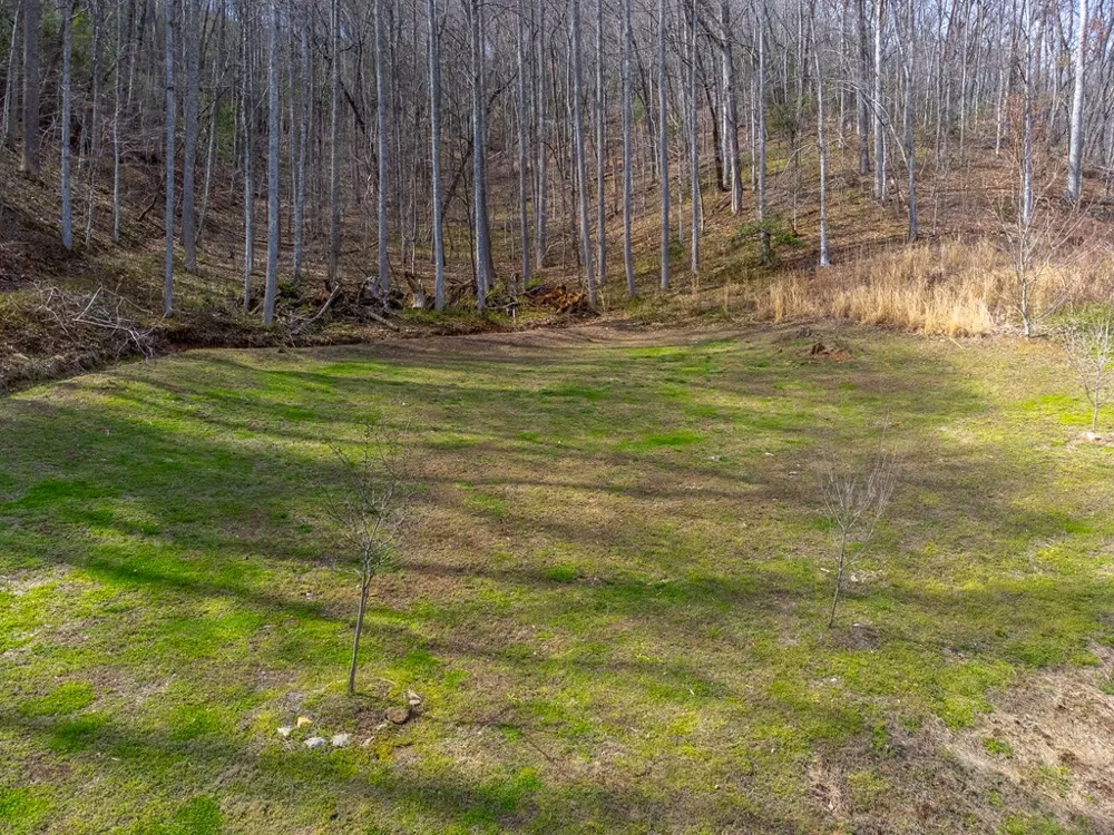 High Grove Parkway Whittier, NC 28789