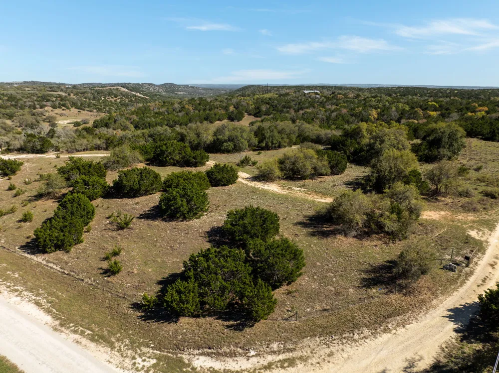 1716 Sanctuary Lane Blanco, TX 78606