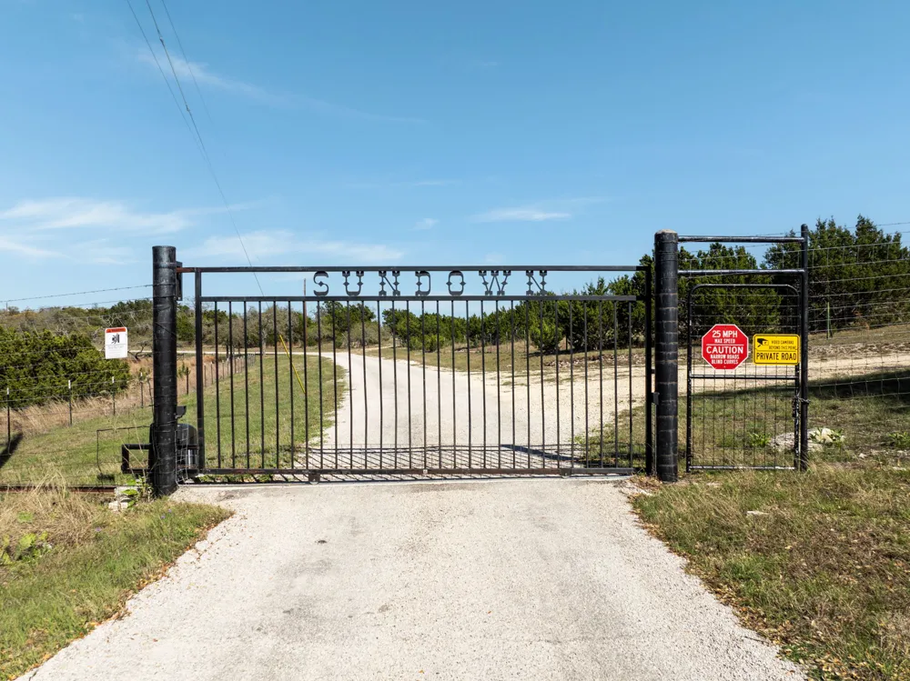 1716 Sanctuary Lane Blanco, TX 78606