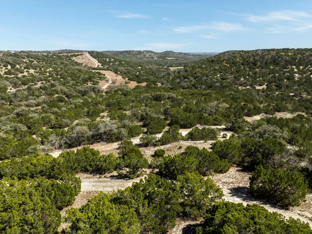 1716 Sanctuary Lane Blanco, TX 78606
