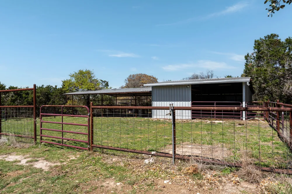 1716 Sanctuary Lane Blanco, TX 78606