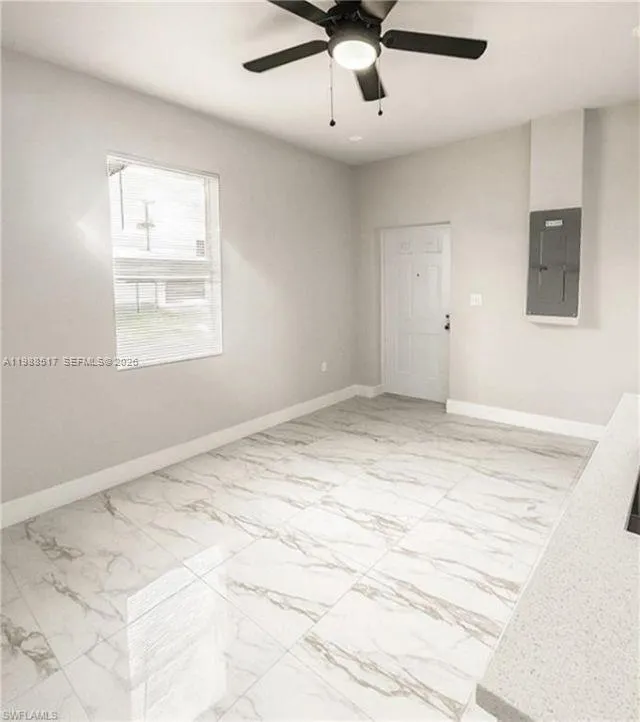 816 Palomino Lehigh Acres, FL 33974