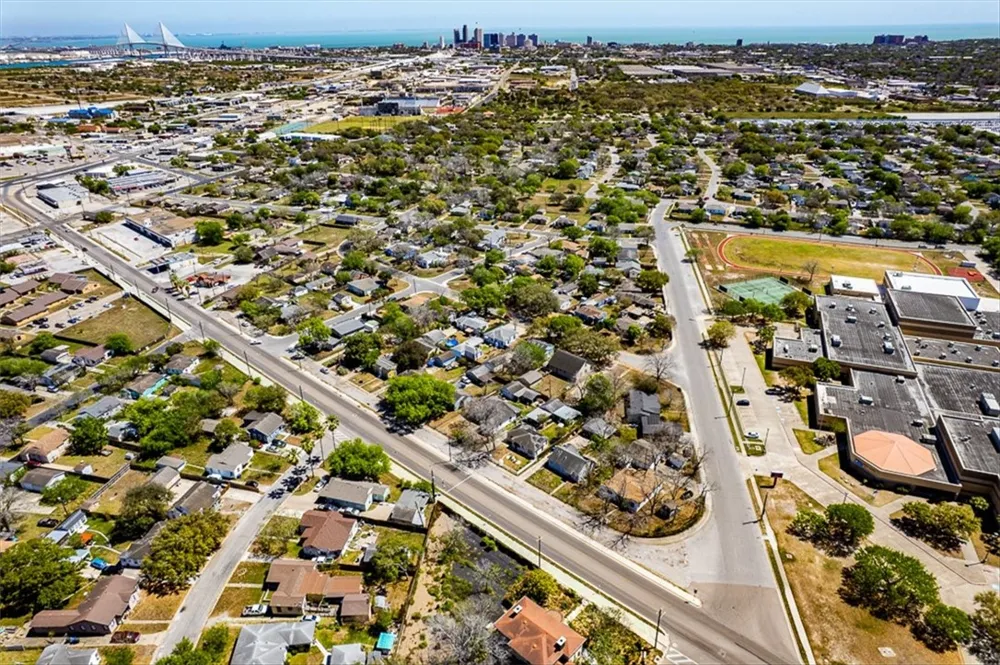 417 Fairmont Drive Corpus Christi, TX 78408