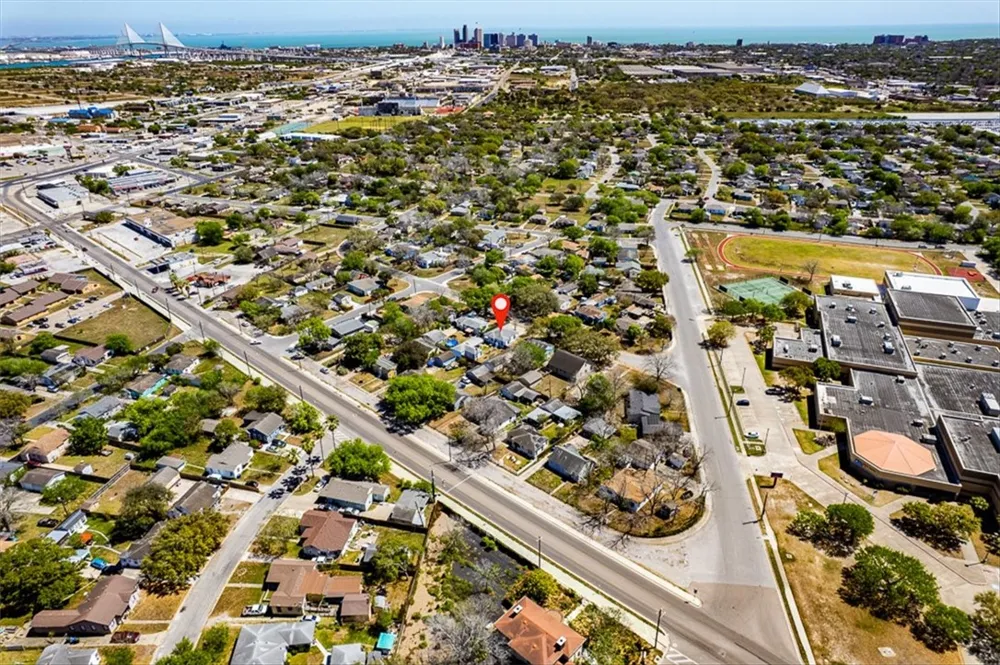 417 Fairmont Drive Corpus Christi, TX 78408