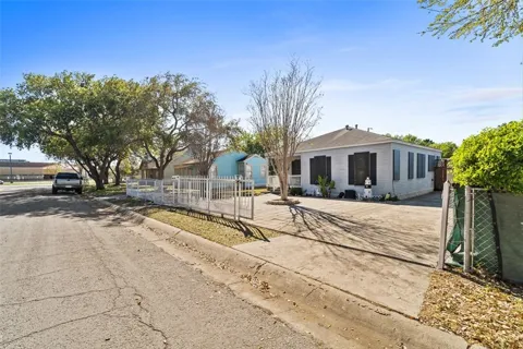 417 Fairmont Drive
