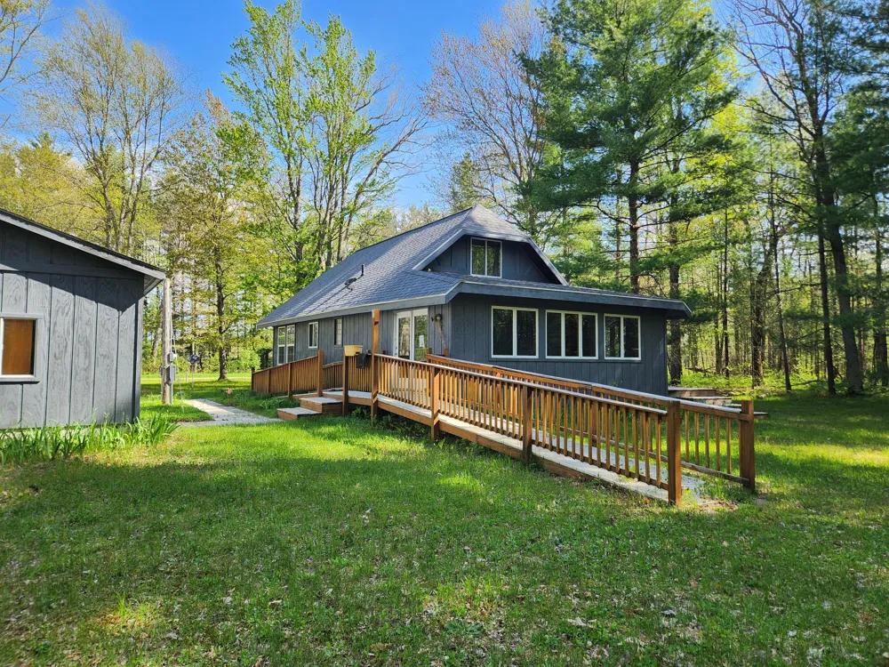 1041 Wolf Lake Drive Baldwin, MI 49304