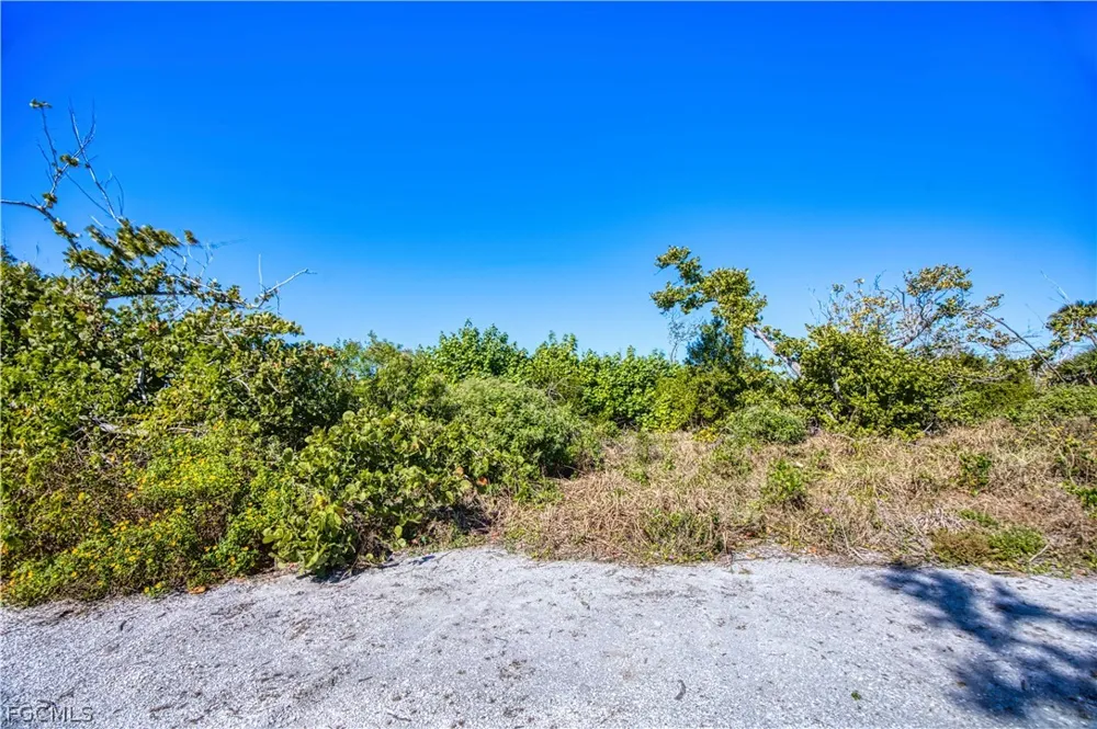 W Gulf Drive Sanibel, FL 33957