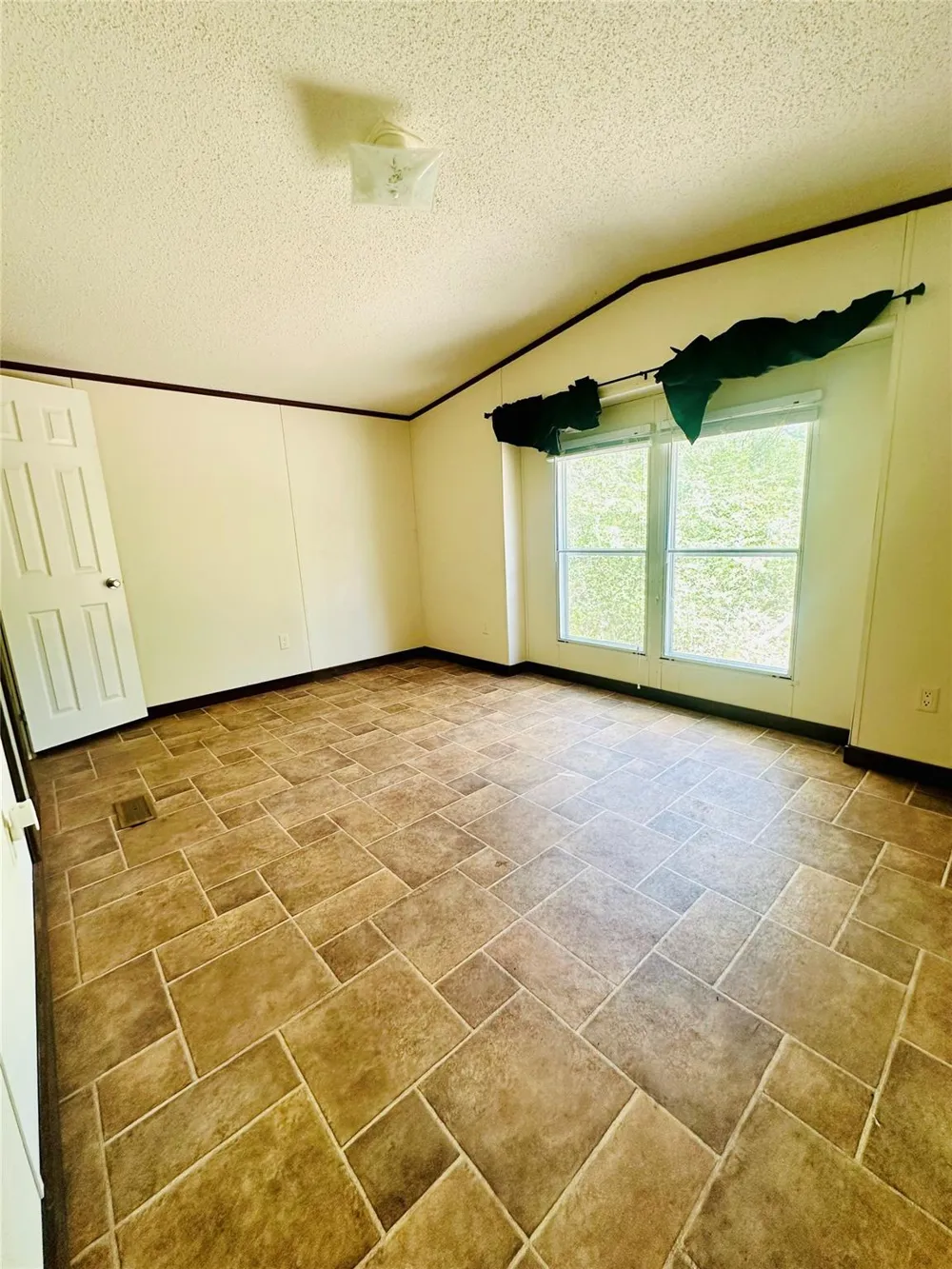 220 Rustic Lane Huntington, TX 75949