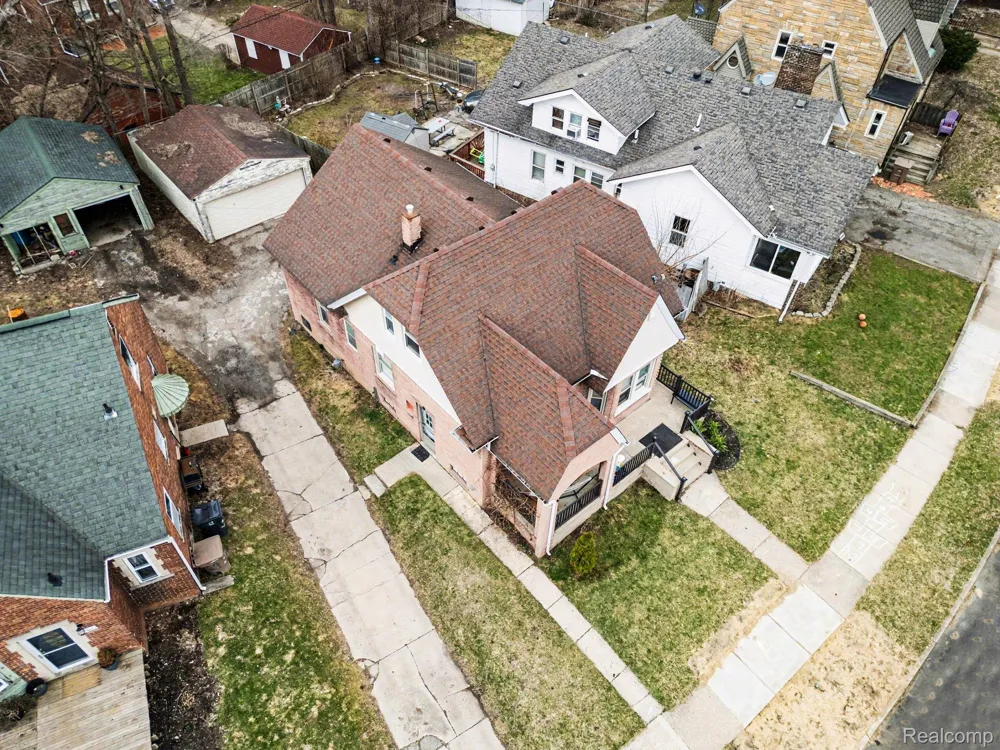 39 Neome Drive Pontiac City, MI 48341