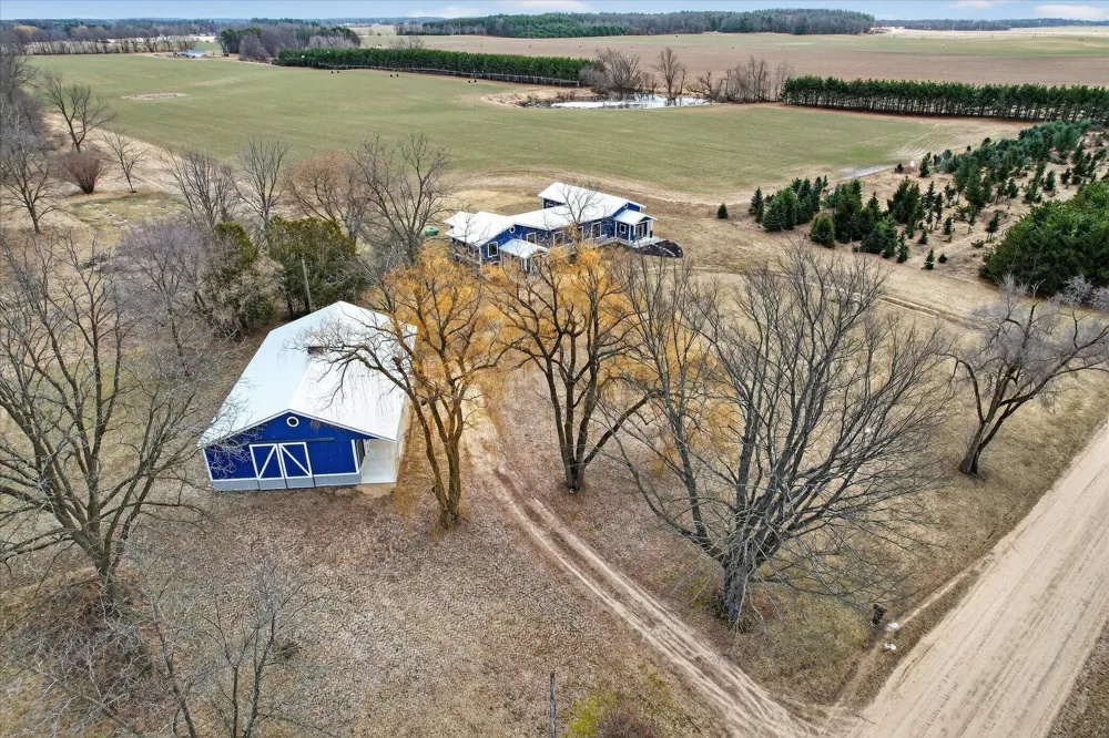 6130 Arbogast Road Winfield Township, MI 49329