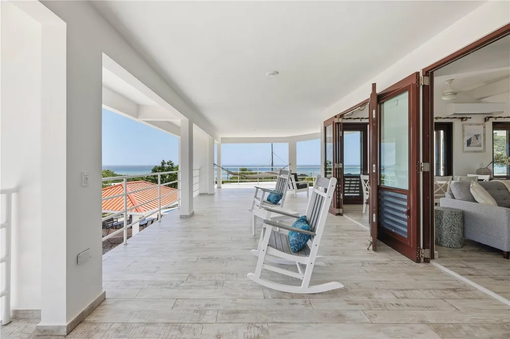 94 EL COCAL COUNTRY AND BEACH CLUB Yabucoa, PR 00767
