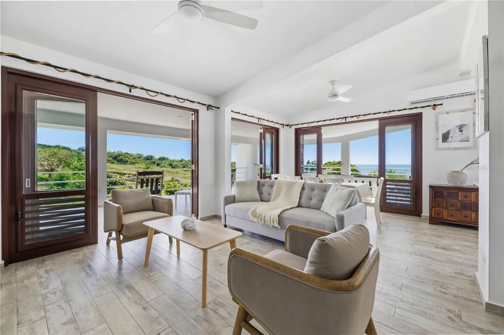 94 EL COCAL COUNTRY AND BEACH CLUB Yabucoa, PR 00767