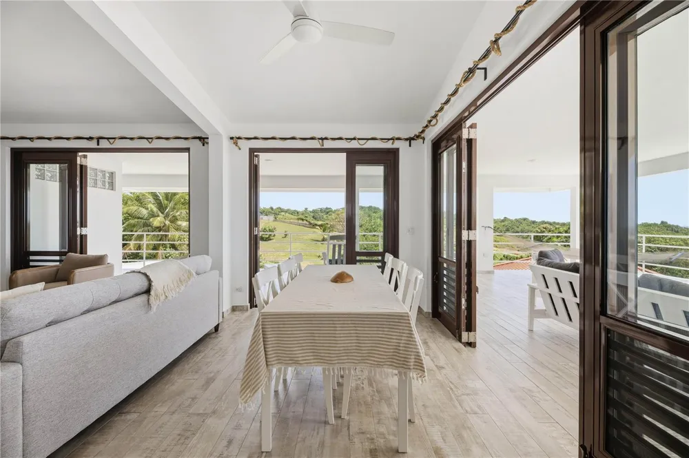 94 EL COCAL COUNTRY AND BEACH CLUB Yabucoa, PR 00767