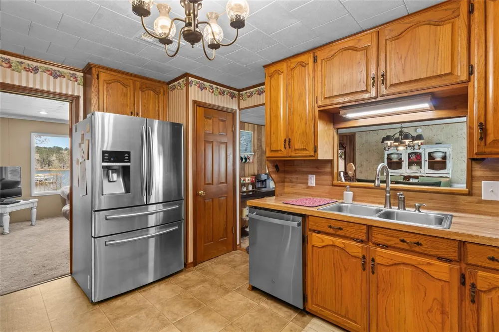286 Lynwood Burkeville, TX 75932